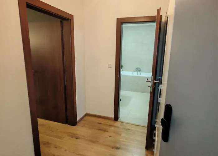 S Výhľadom Na Martinské Hole V Industriálnom štýle